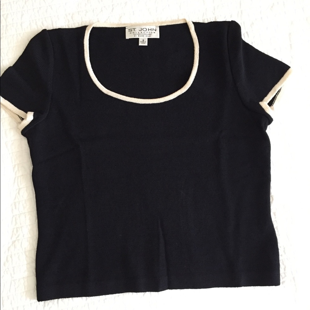 EUC St John scoop neck knit sweater